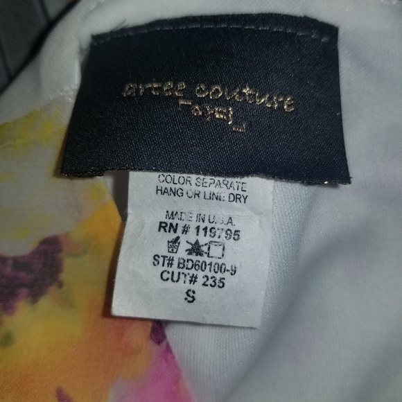 Long Sleeve Floral Dress - Picture 4 of 4